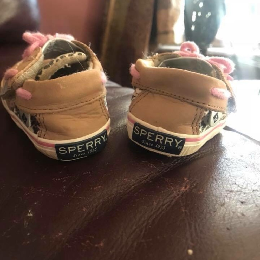 Size 3 baby sperrys